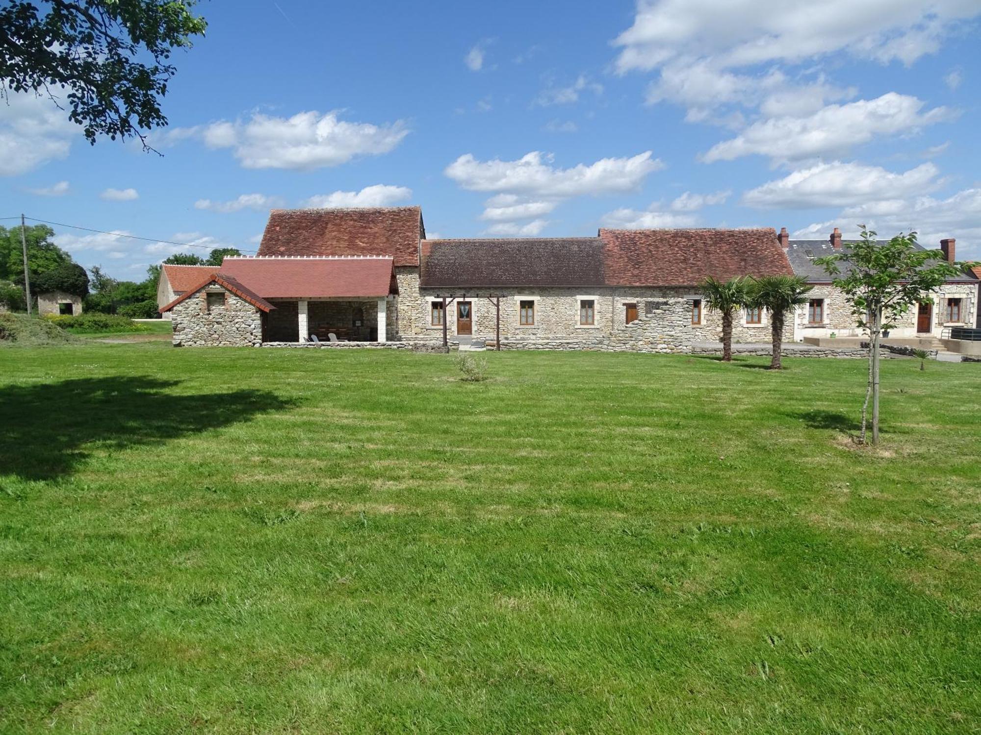 Gite " L'Albizia" Prissac Exterior photo